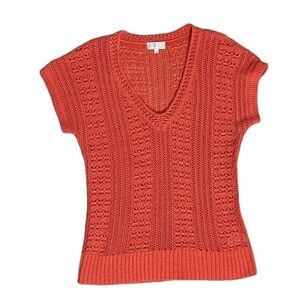 ⭐️ Northern Reflections orange v-neck short-sleeve sweater- medium